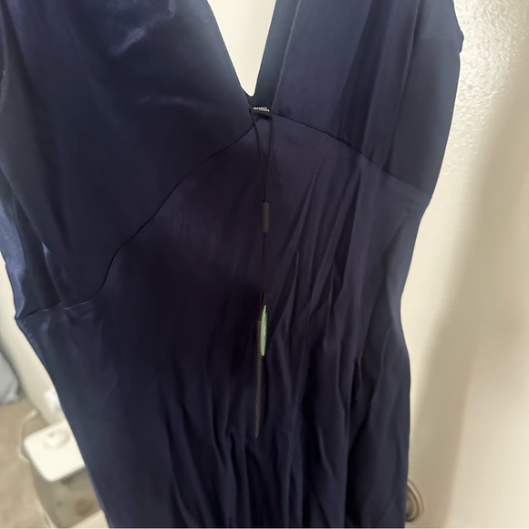 Navy blue silky Monique dress - Picture 3 of 5